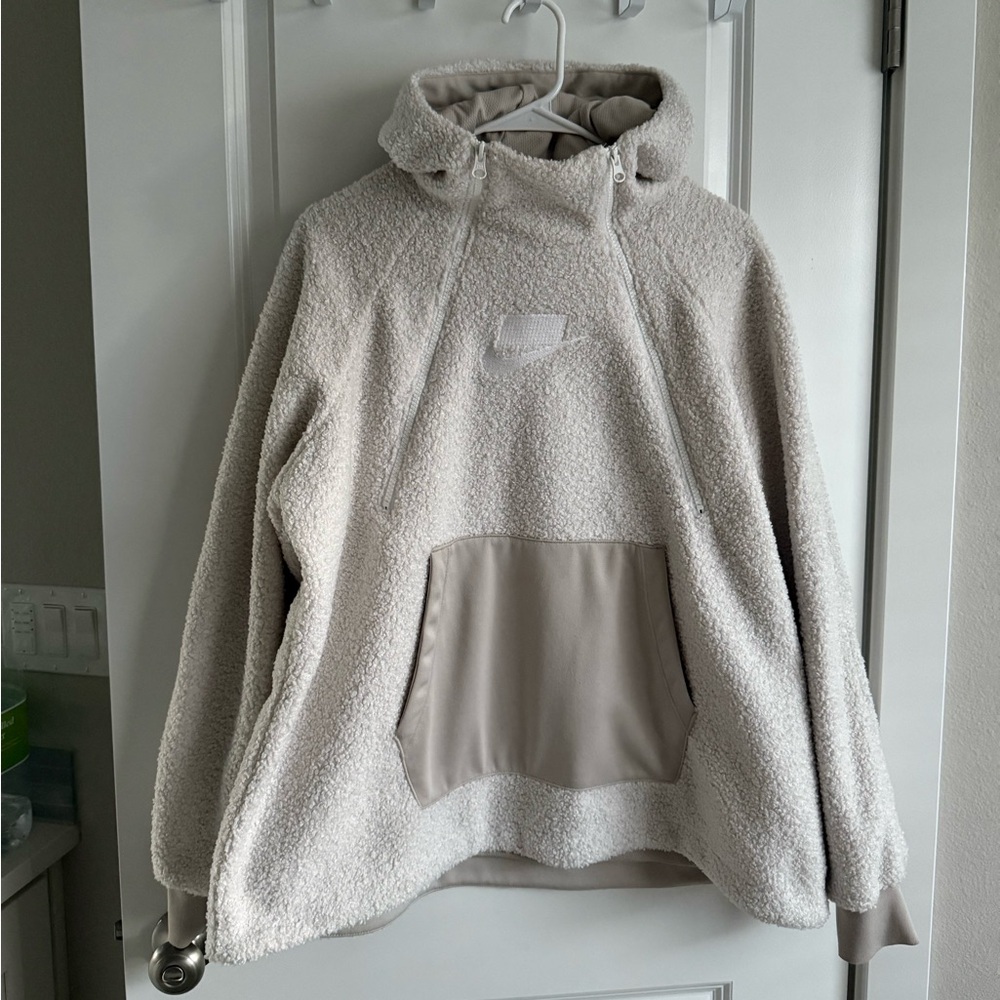 Nike NSW white Sherpa fleece half zip